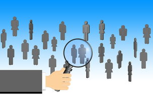 爱游戏APP-中国篮球教练员战术执行力提升研究，篮球教练技能展示