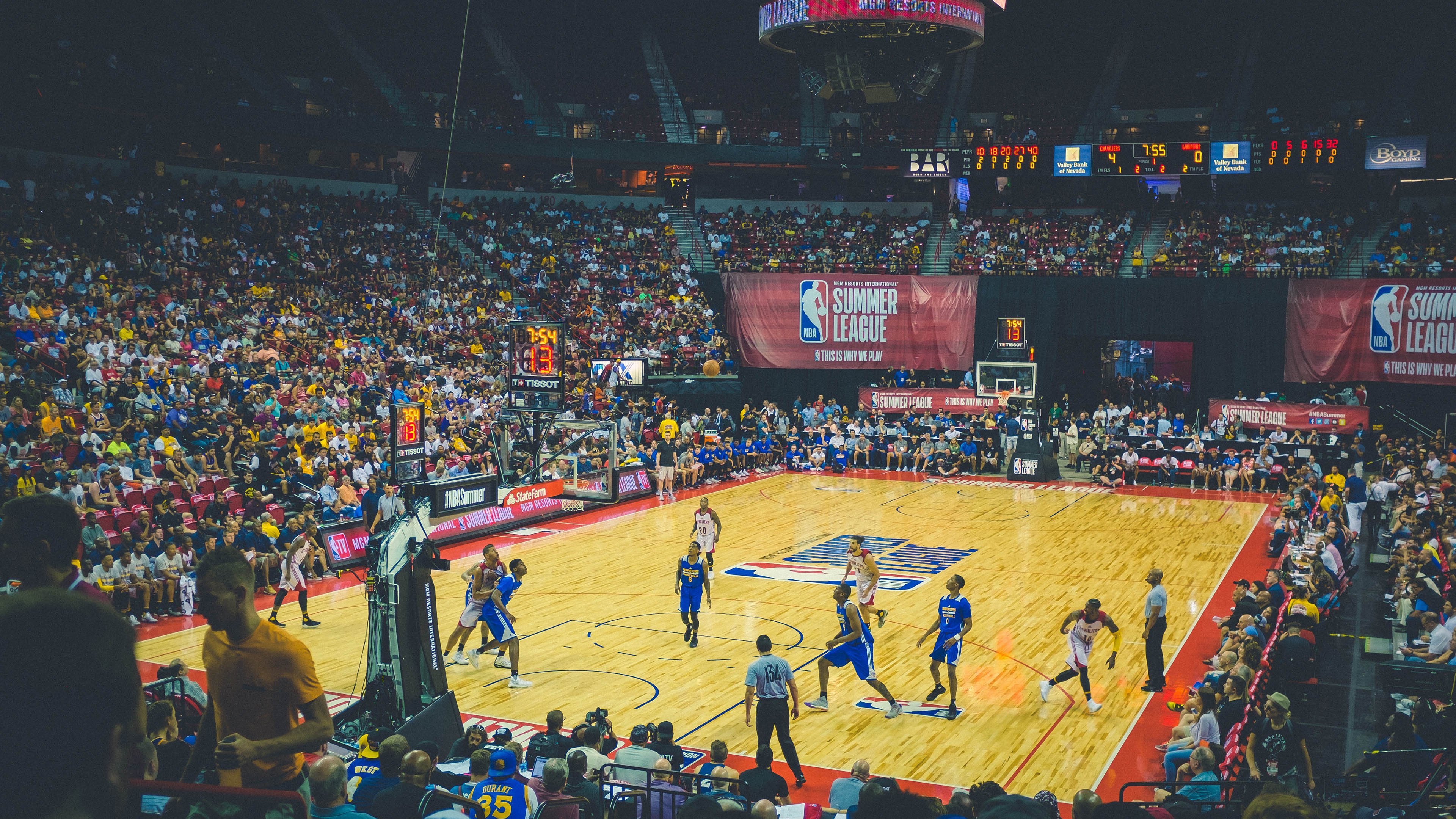 开云APP-上海久事球队年轻球员状态火热，上海久事篮球俱乐部有限公司